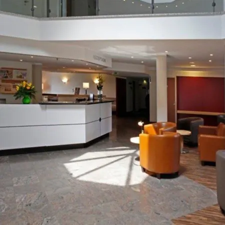 Hotel H+ 4*