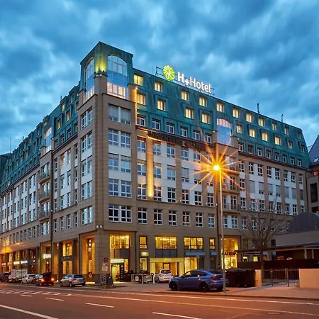 H+ Hotel 4*
